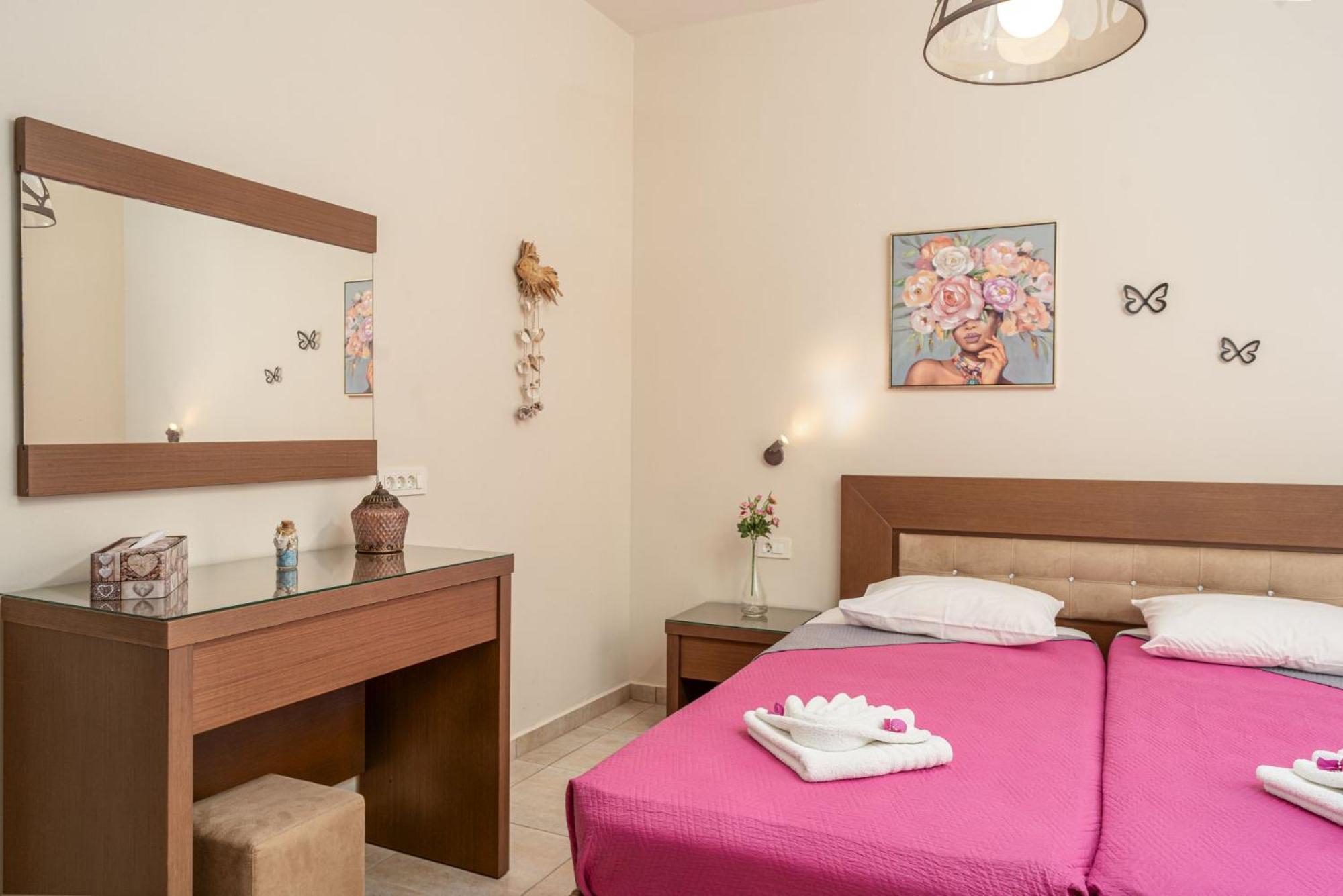 Stathis Beachfront Luxury Rooms Kalamákion 部屋 写真