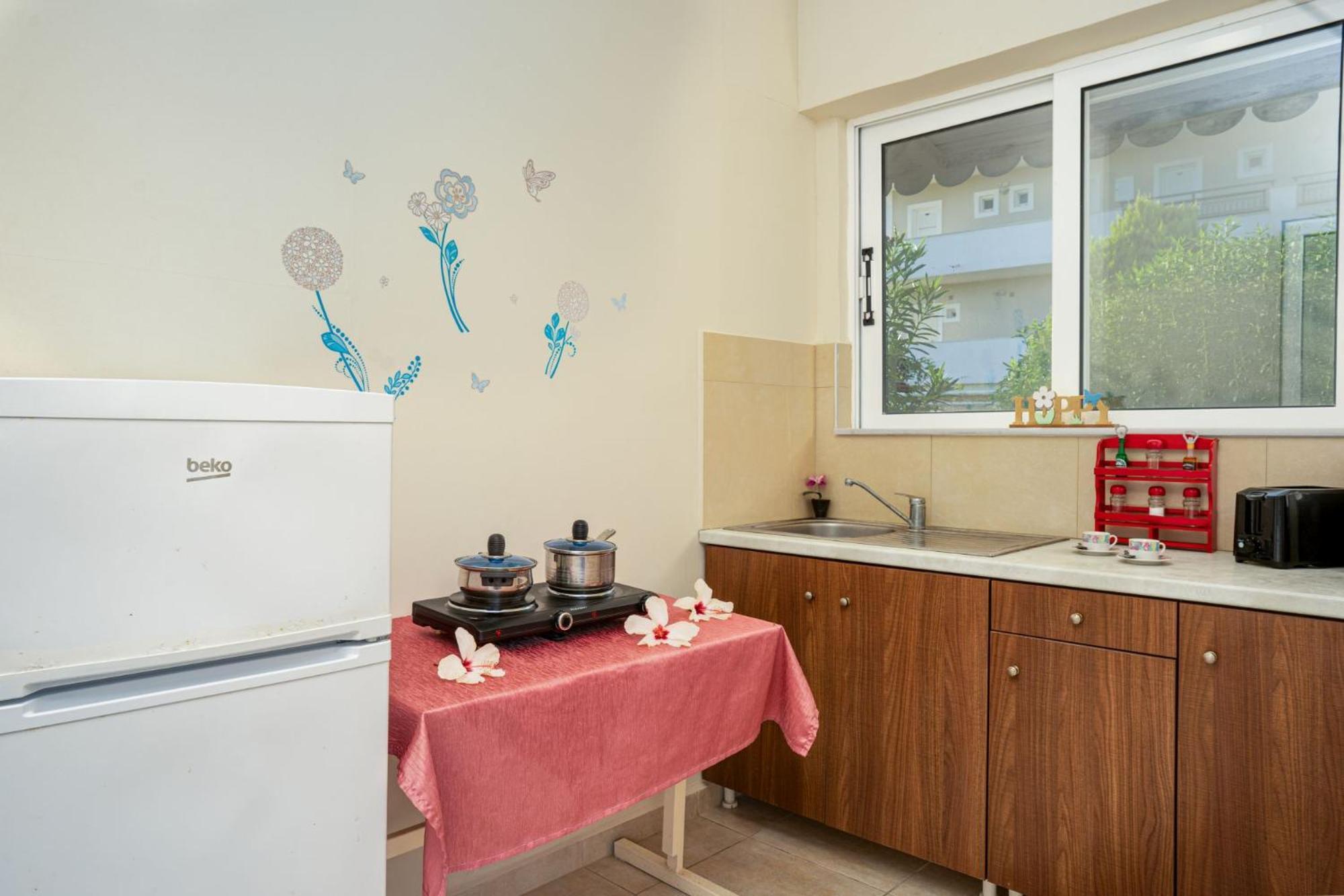 Stathis Beachfront Luxury Rooms Kalamákion 部屋 写真