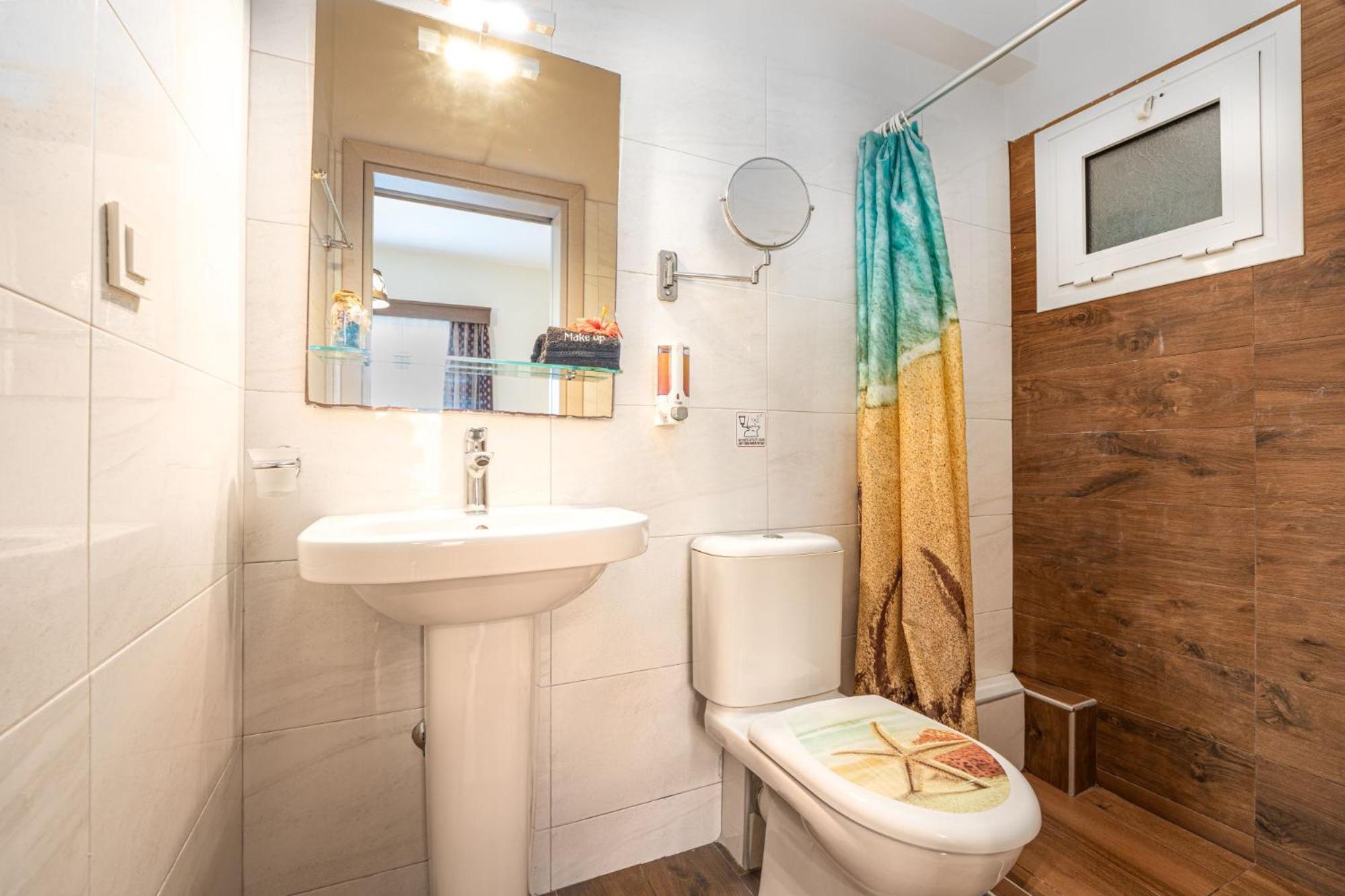 Stathis Beachfront Luxury Rooms Kalamákion 部屋 写真