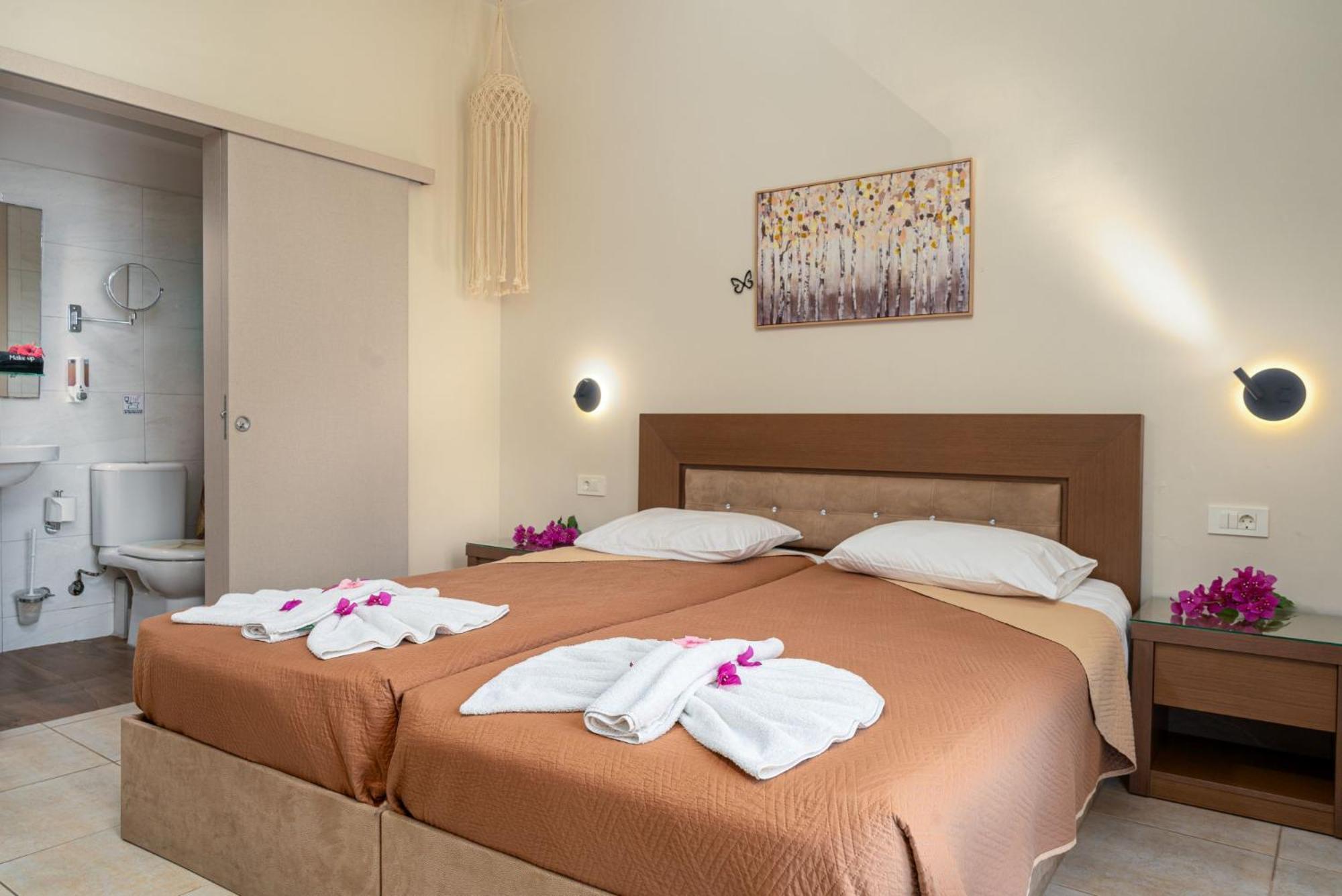 Stathis Beachfront Luxury Rooms Kalamákion 部屋 写真